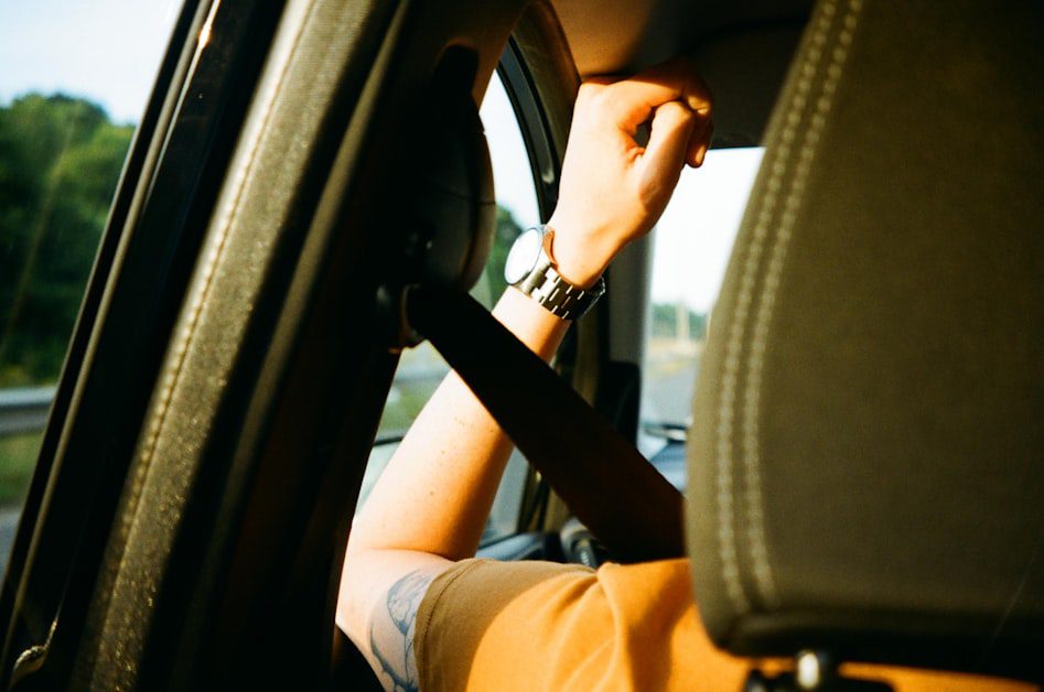 Why Driving Causes More Back Pain Than Regular Sitting - relieve back pain from driving long distances