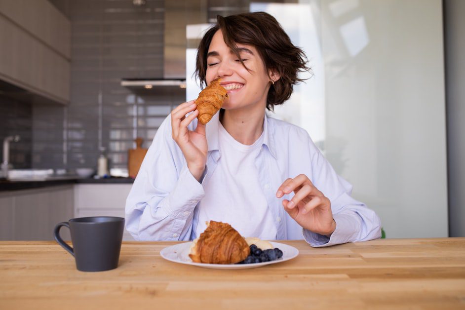 Breakfast Foods That Drive Inflammation in Women - anti-inflammatory breakfast ideas for women