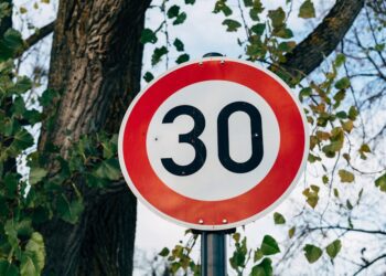 early signs of perimenopause in 30s - Early Signs of Perimenopause in 30s: 9 Symptoms Doctors Call Too Young