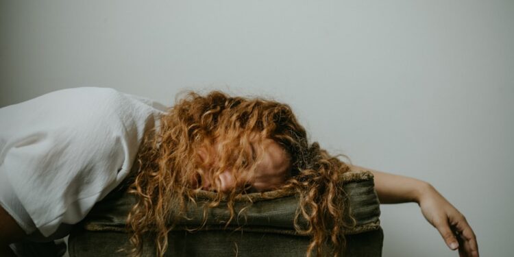 signs of burnout in women - Signs of Burnout in Women: 12 Warning Signs to Know