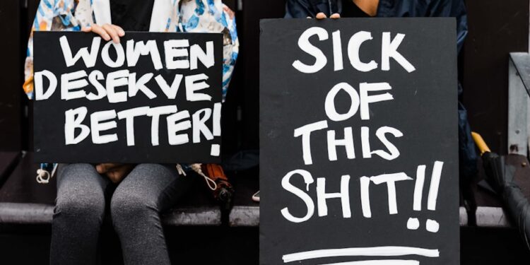 signs of leptin resistance in women - Signs of Leptin Resistance in Women: 9 Symptoms Doctors Confuse With Willpower