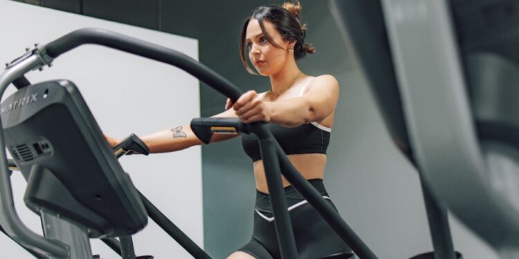 upper body workout for women at gym - Upper Body Workout for Women at Gym: The Essential Guide
