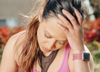 hormonal migraines in perimenopause - Hormonal Migraines in Perimenopause: What Actually Triggers Them
