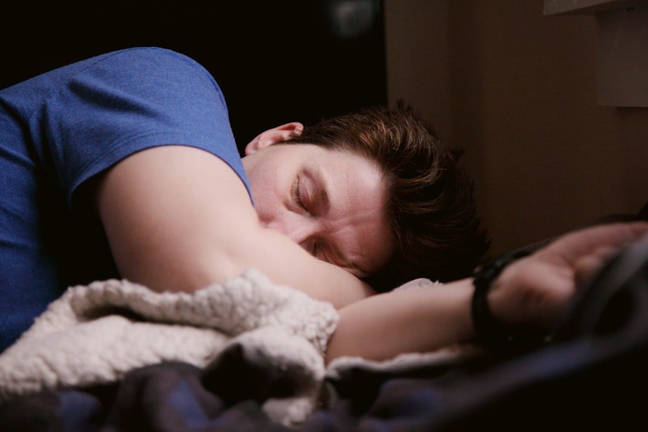 The Sleep-Pain Connection Behind Night Shift Back Pain - night shift back pain