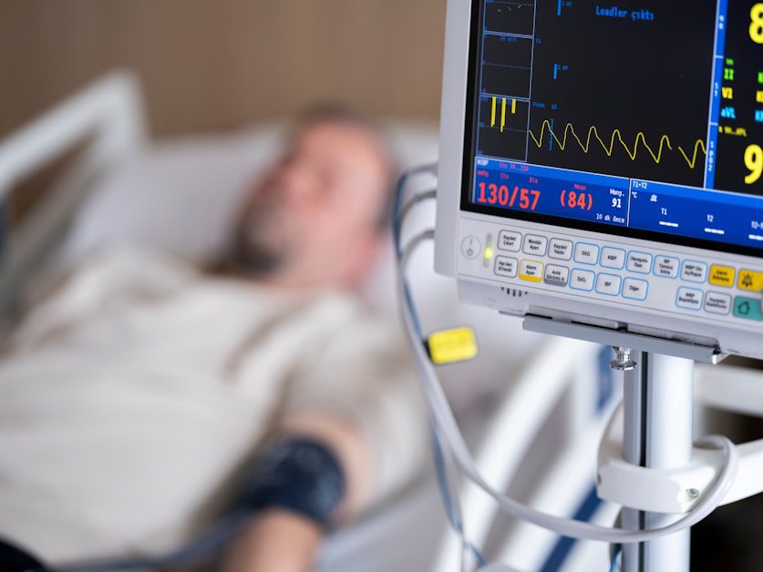 Why Resting Heart Rate Rises During Perimenopause The mechanism behind a higher resting heart rate in perimenopause comes down to two hormones moving in the same unhelpful direction at once. Estrogen supports blood vessel elasticity, so as levels fluctuate and trend downward, vessels lose some of that flexibility and the heart has to work slightly harder to move the same amount of blood. Progesterone, meanwhile, supports parasympathetic activity, the 