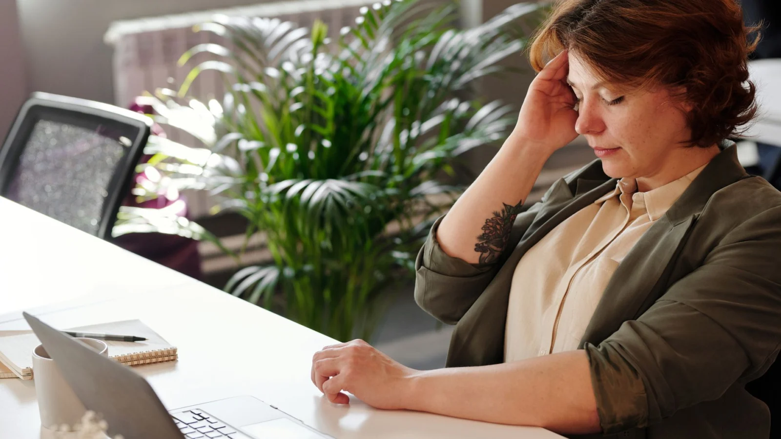 The Best Sitting Positions for Lower Back Pain - sitting positions for lower back pain