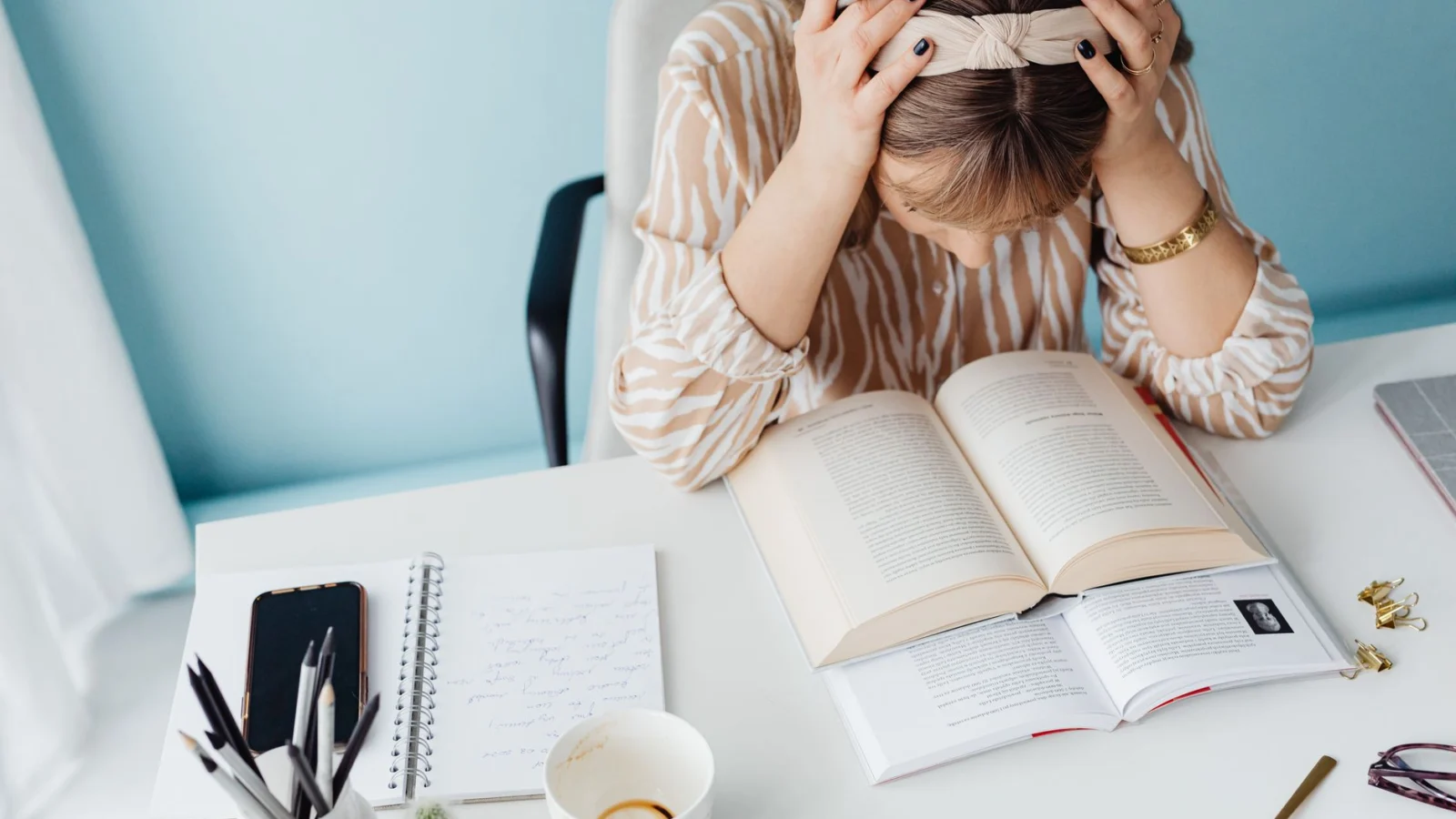 Why Anxiety Journal Prompts Work Differently for Women-anxiety journal prompts for women