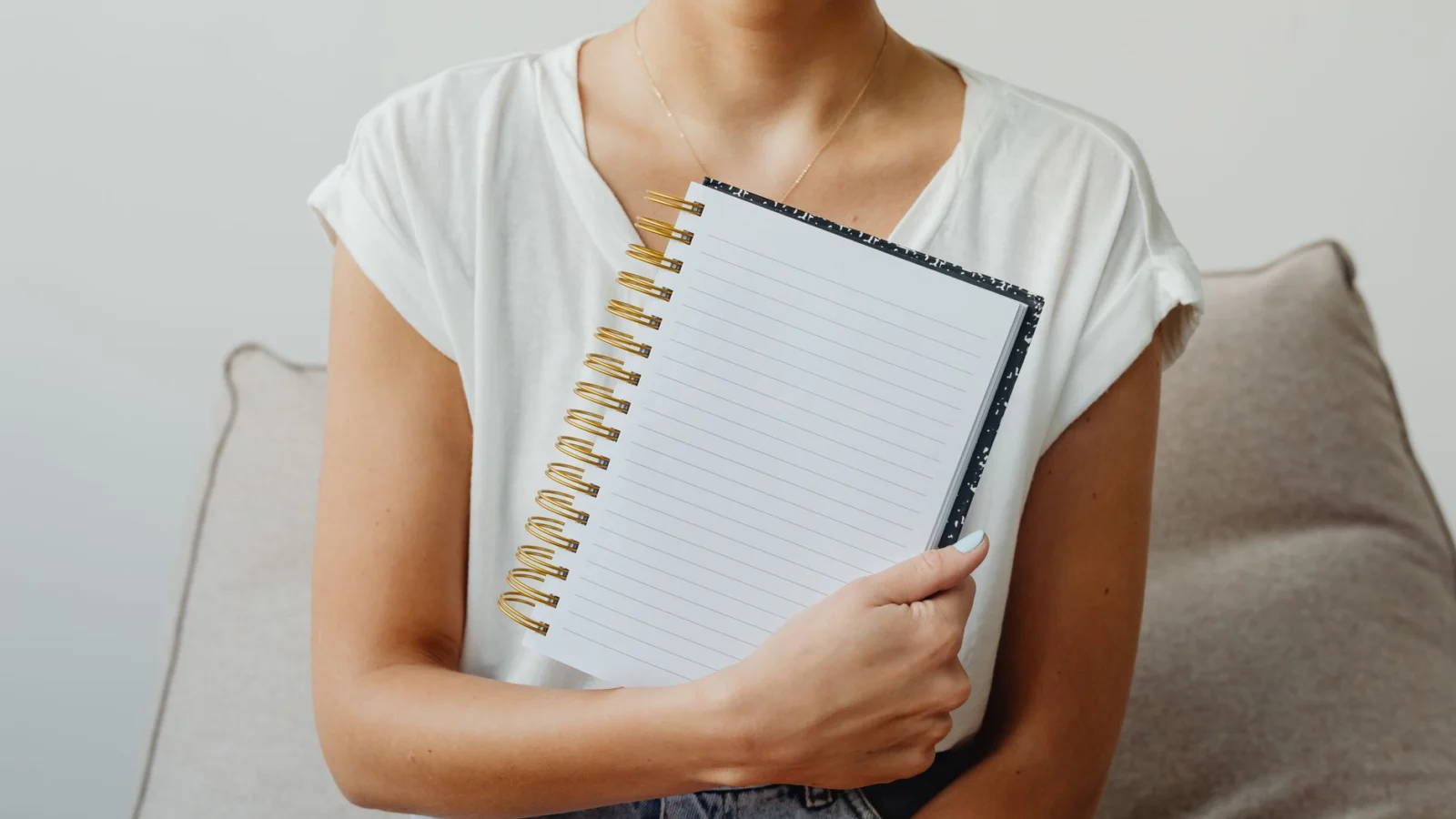 Journal Prompts for Perfectionism and People-Pleasing Anxiety-anxiety journal prompts for women