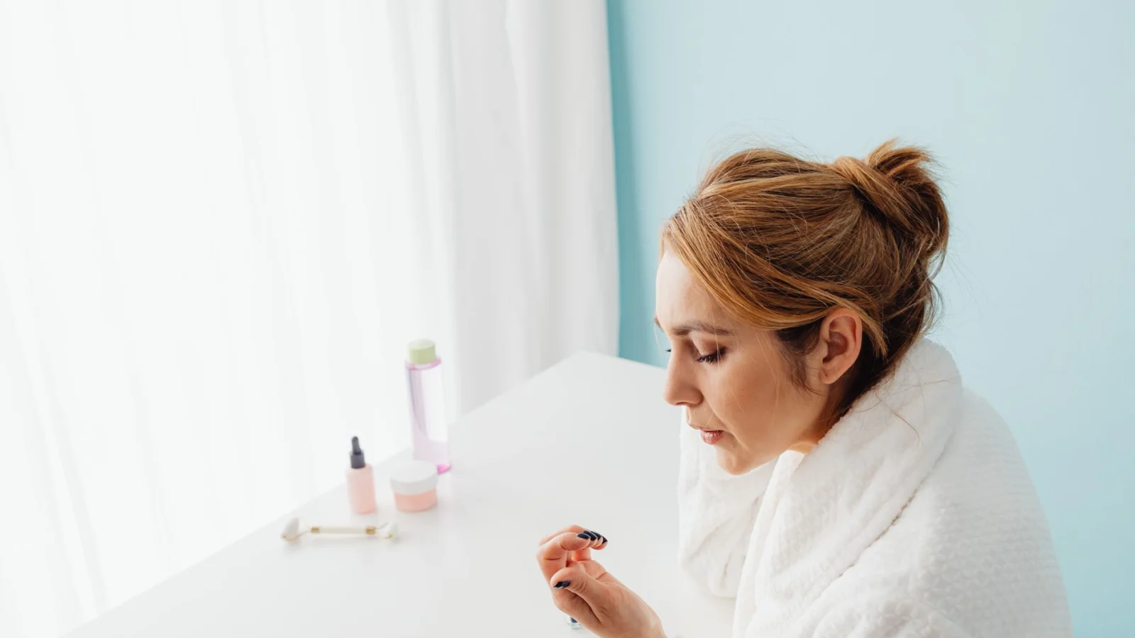 Midday Habits That Sustain Mood (12:00 - 2:00 PM) - daily self care routine for depression