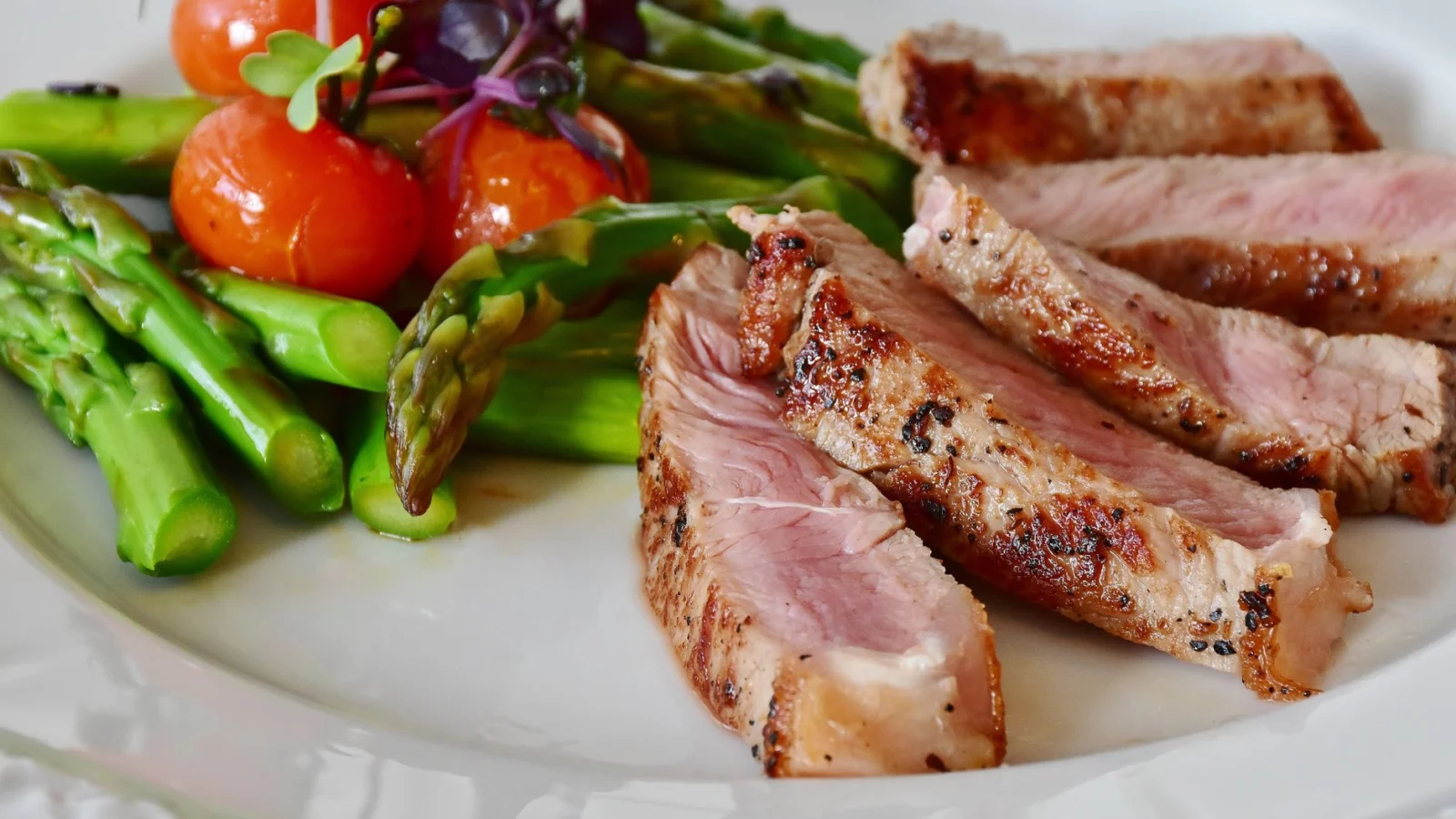 Iron Replenishment: Making Up for Blood Loss - best foods to eat during menstrual phase
