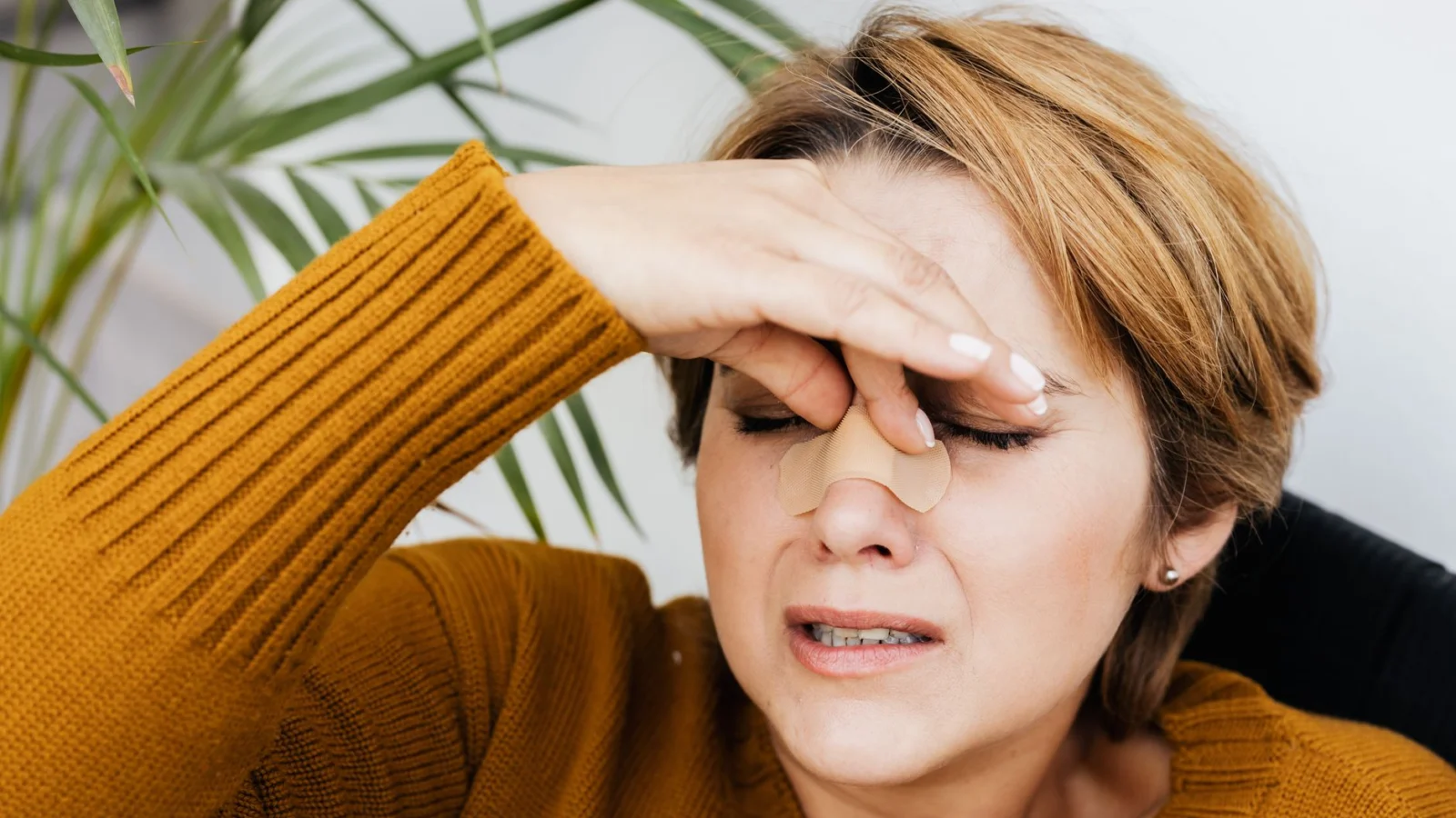 Triggers Beyond Hormones That Compound the Problem - hormonal migraines in perimenopause