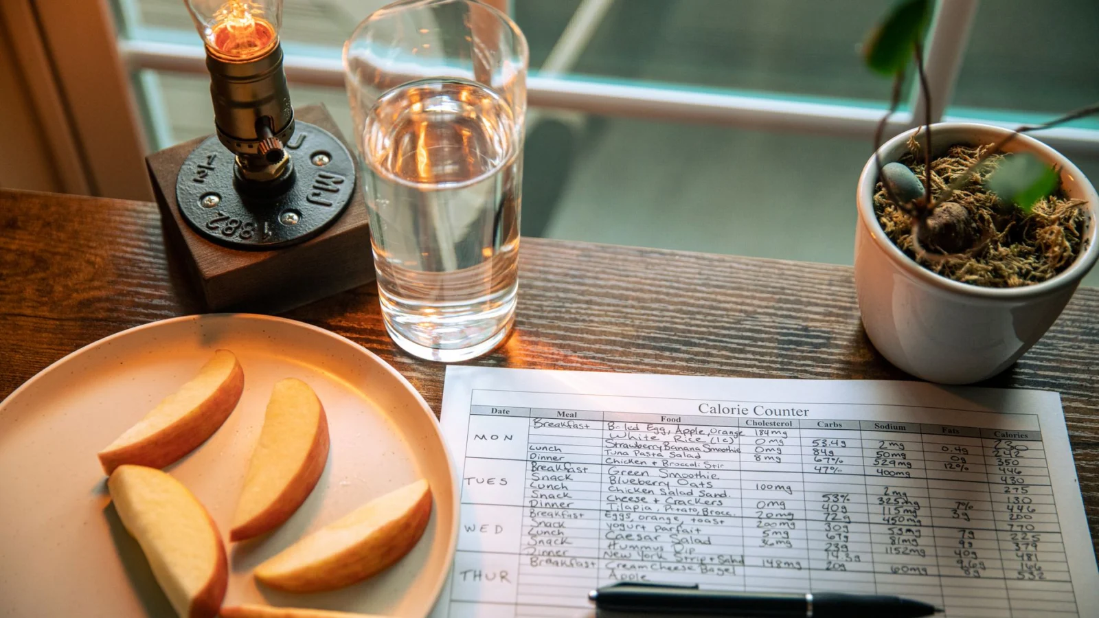What to Eat on Shift: Protein First, Lighter Overnight - lose weight on night shift